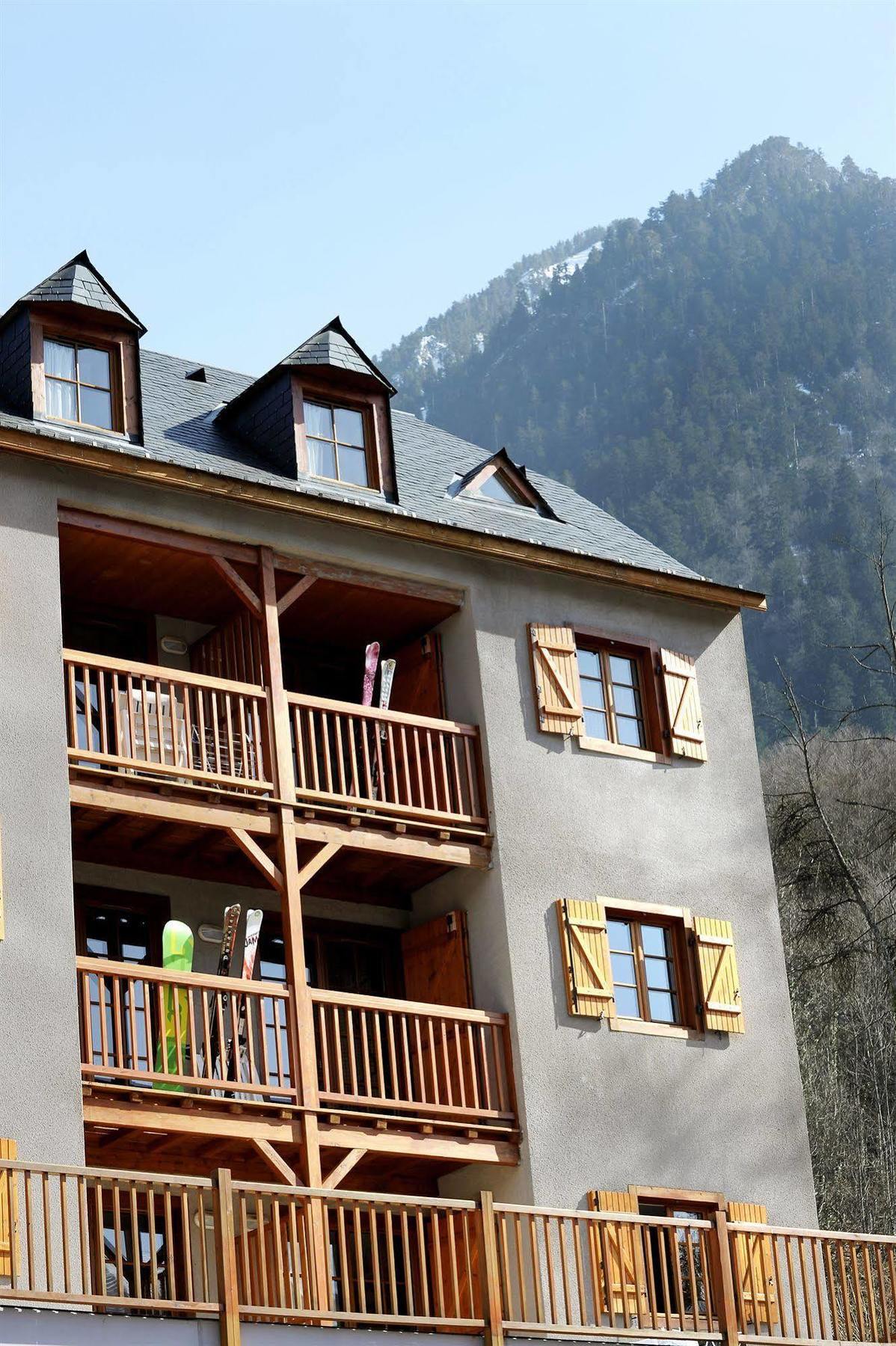 Residence Nemea Les Chalets D'Estive Cauterets Exterior photo