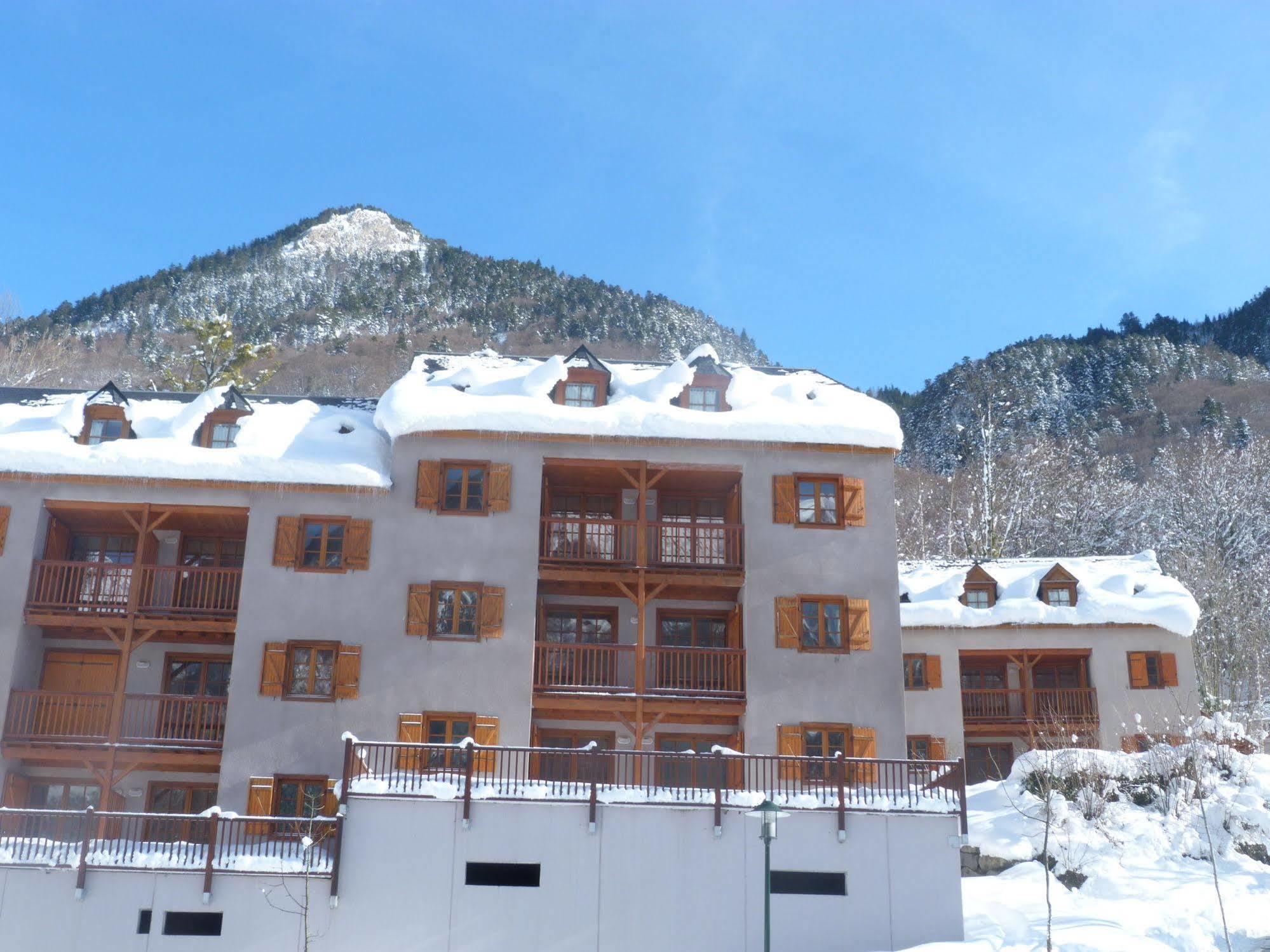 Residence Nemea Les Chalets D'Estive Cauterets Exterior photo